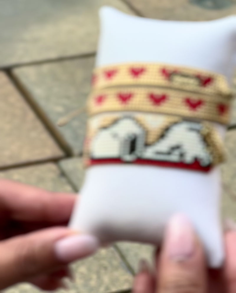 Pulsera Snoopy Corazones